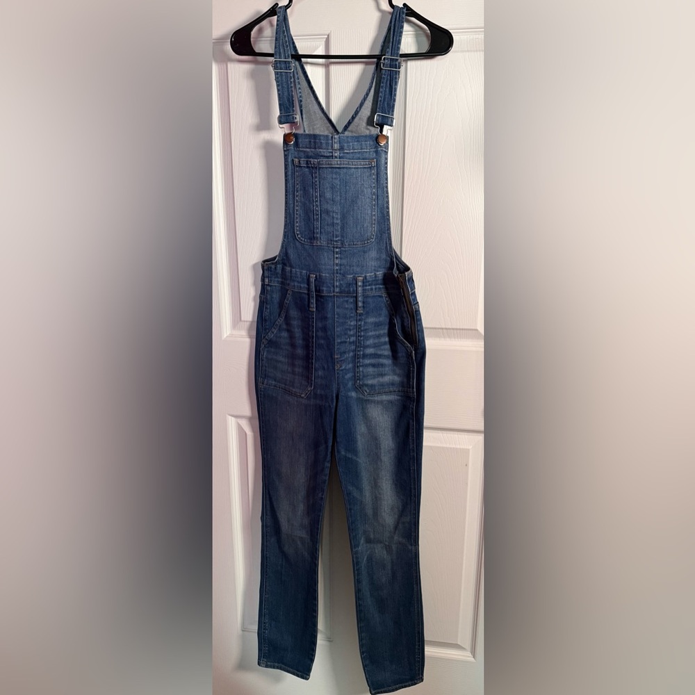 Madewell Women’s Jansing Wash Skinny Overalls